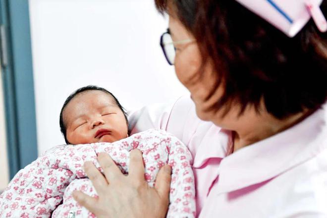 女性生育